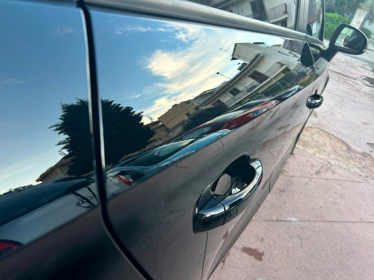 AUDI A1 1.6 TDI 90CV AMBITION 2015 BI-XENON