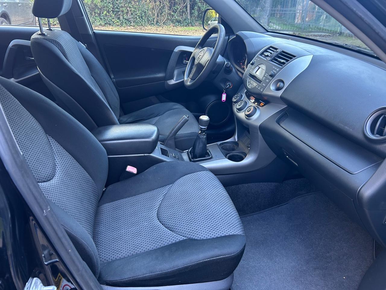 Toyota RAV 4 RAV4 2.2 D-4D 136 CV