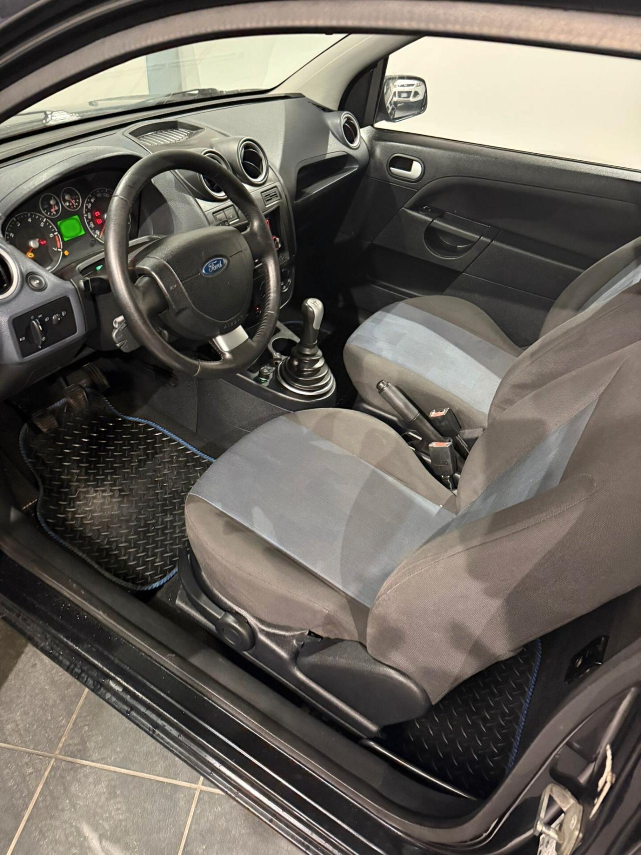 Ford Fiesta 1.2 GPL - NEOPATENTATI