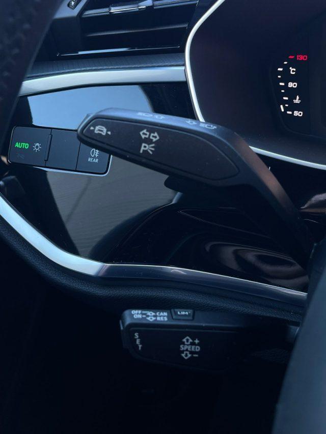 AUDI Q3 SPB 35 TDI Stronic Identity Black S-line SPORTBACK