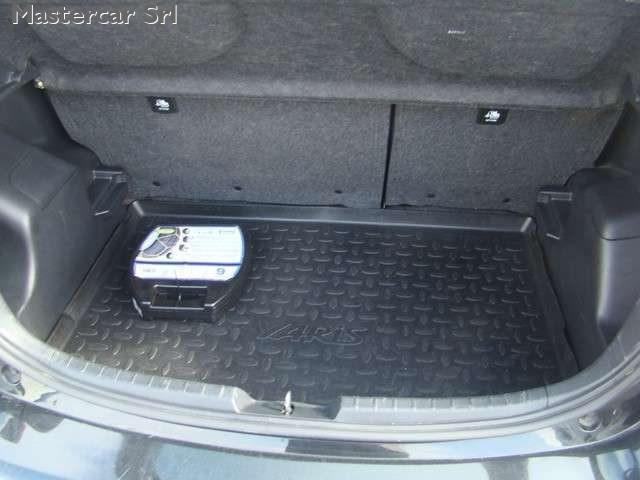 TOYOTA Yaris Yaris III 2017 5p 1.5h Active - FM852DH