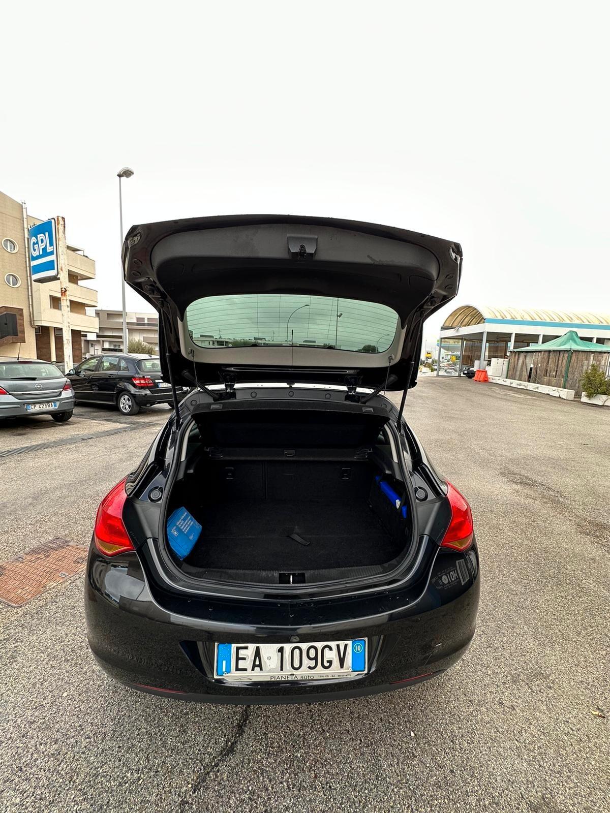 Opel Astra 1.7 CDTI 110CV 5 porte Elective