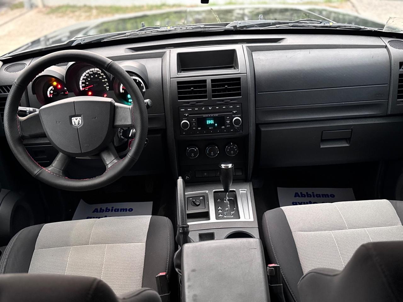Dodge Nitro 2.8 CRD SXT 4X4 177cv Auto - 2008