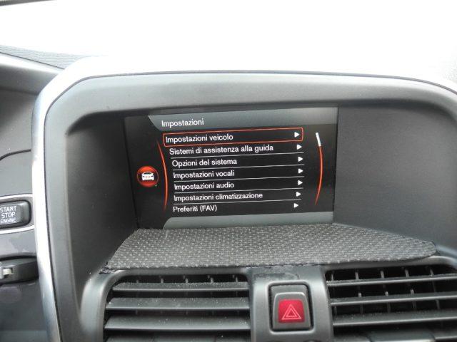 VOLVO XC60 D3 AWD Geartronic Summum autom.-UNICO PROPRIETARIO