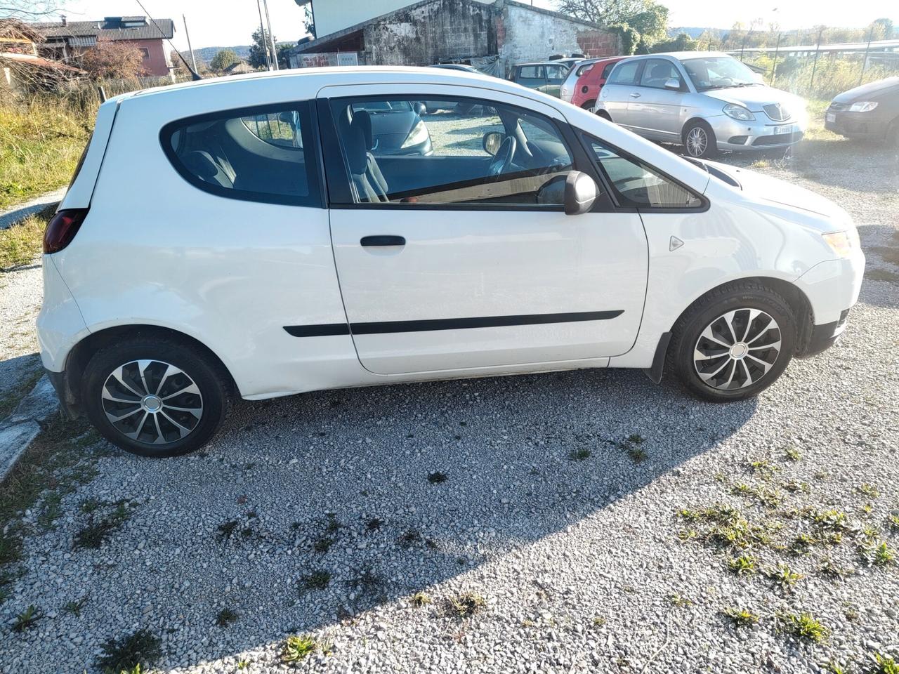 Mitsubishi Colt 1.1 anno 2010 Uniproprietaria