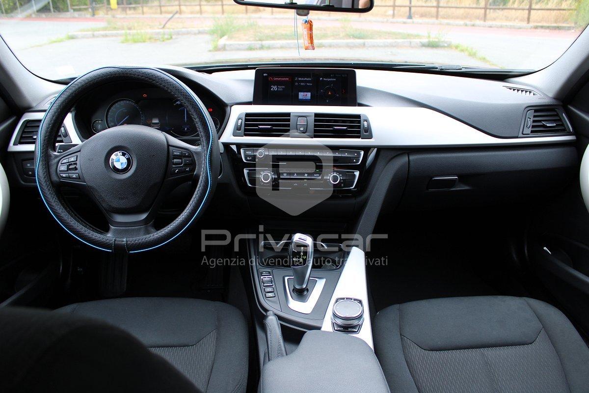 BMW 320d Efficient Dynamics Touring Business Advantage aut.