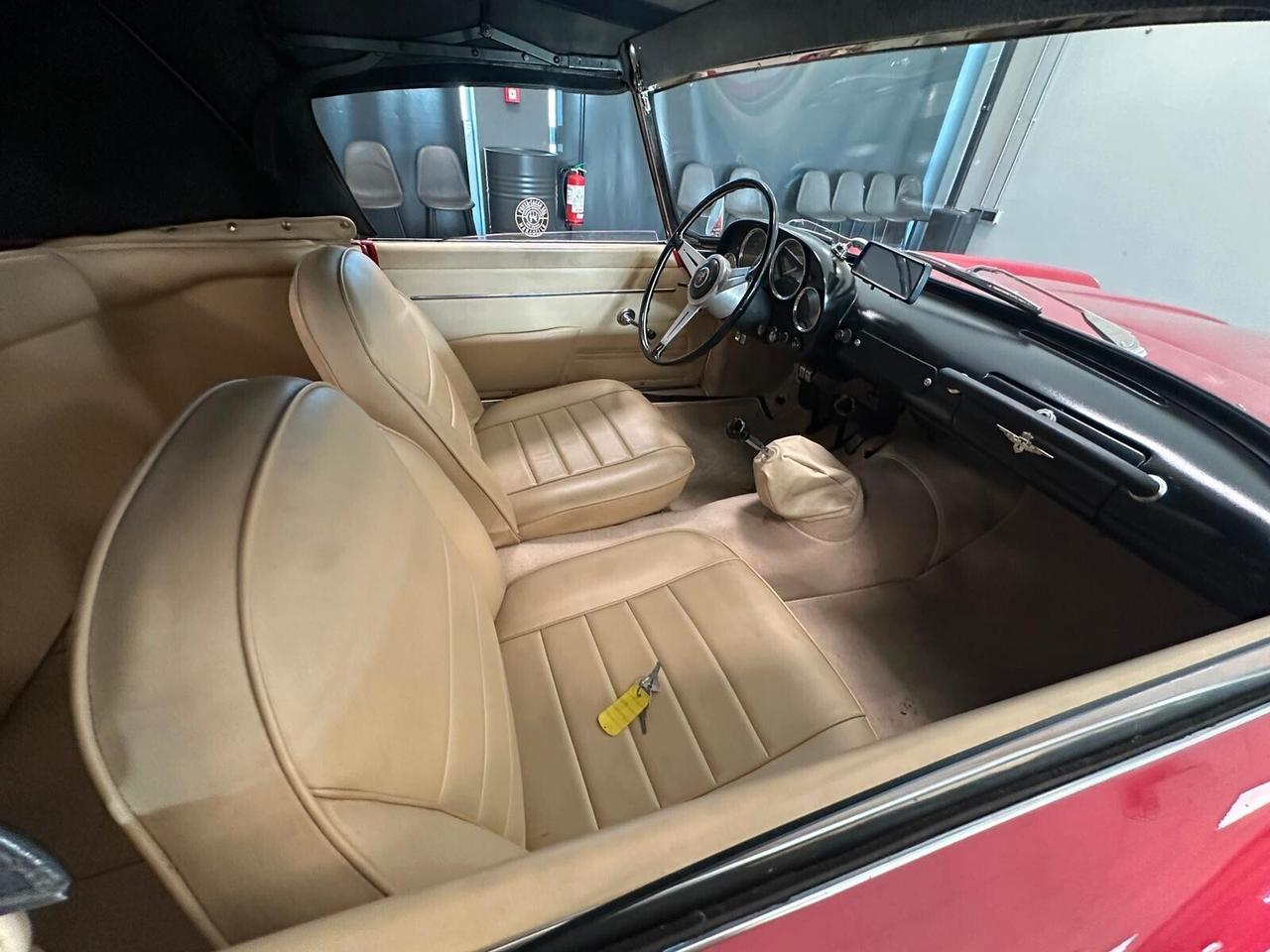 Alfa Romeo 2000 Touring Spider