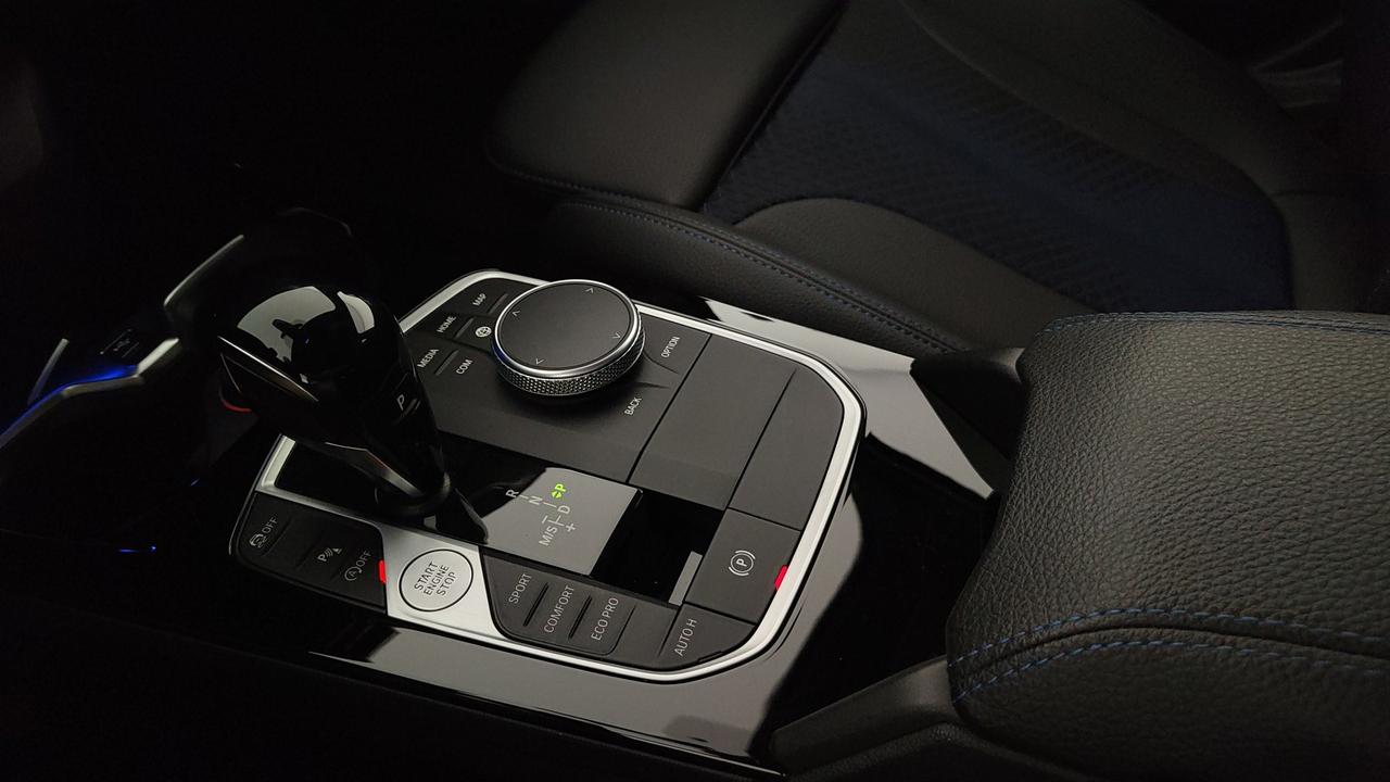 BMW Serie 1 F40 - 116d Msport auto