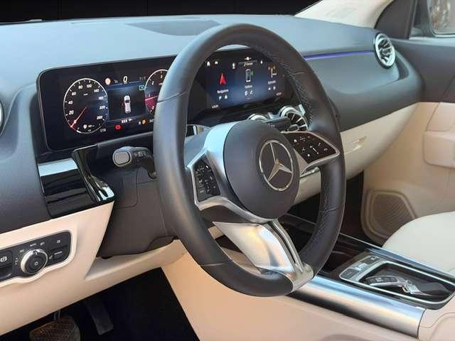 Mercedes-Benz GLA 200 GLA 200d AMG Line Advanced Plus 4matic auto