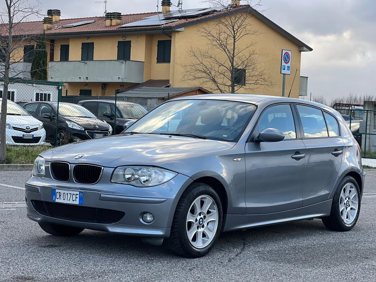 Bmw 118d 5 porte Futura