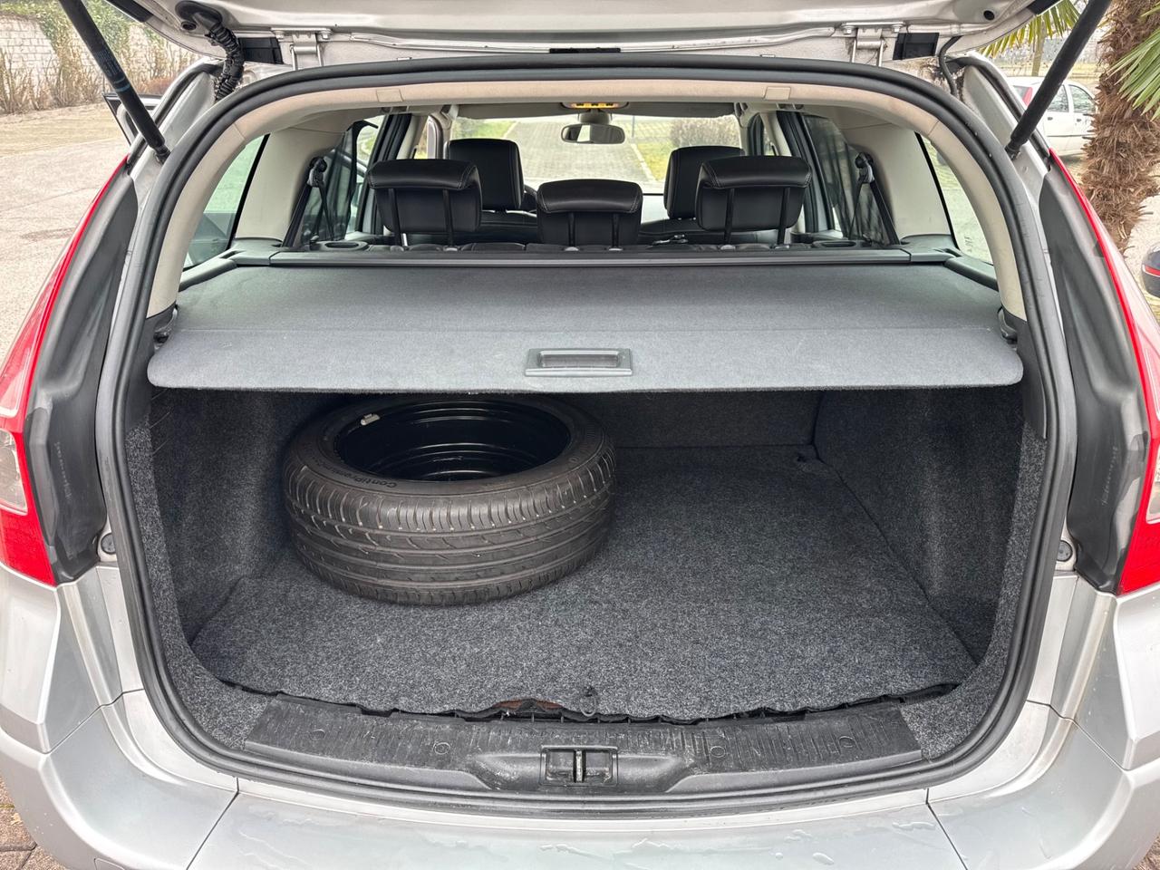 Renault Megane Mégane 1.6 16V 5 porte Serie Speciale Exception