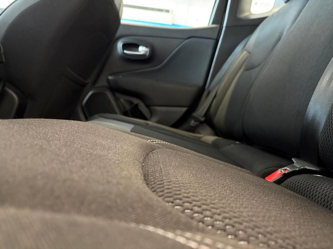 Jeep Renegade SUMMIT 1.5 T4 Hybrid MHEV Aut. SPOTICAR