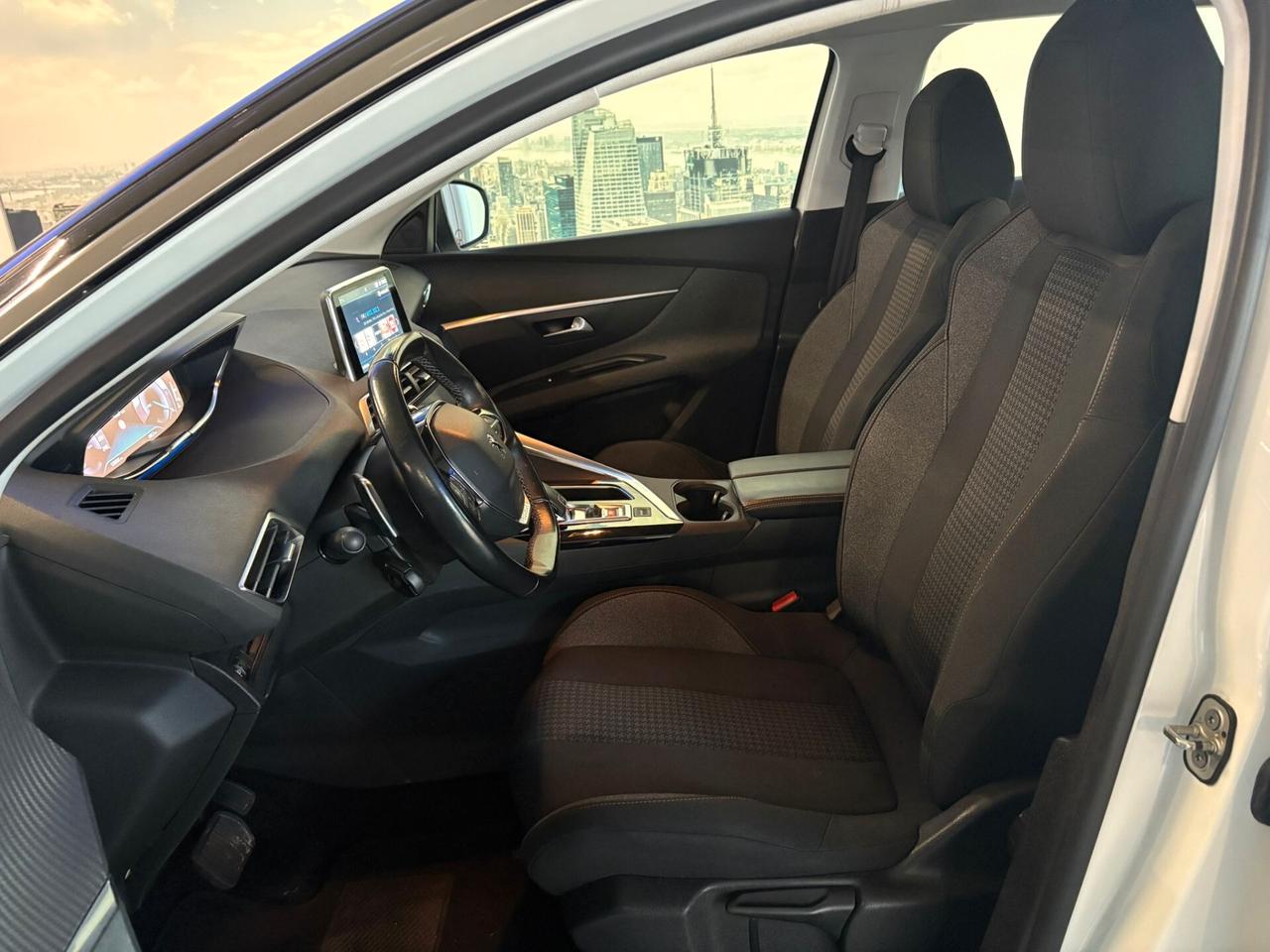 Peugeot 3008 BlueHDi 130 S&S EAT8 Allure