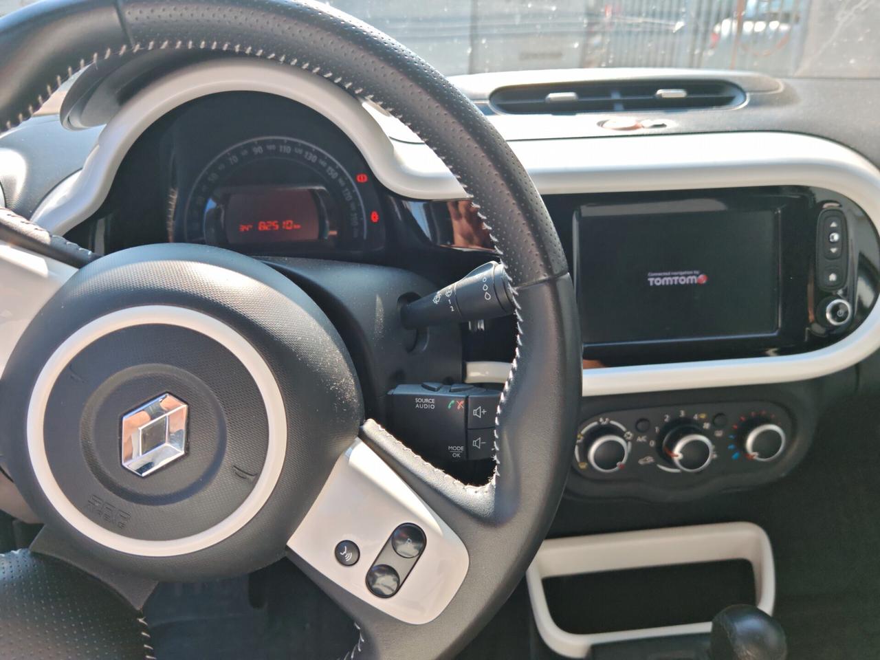 Renault Twingo TCe 90 CV EDC Lovely