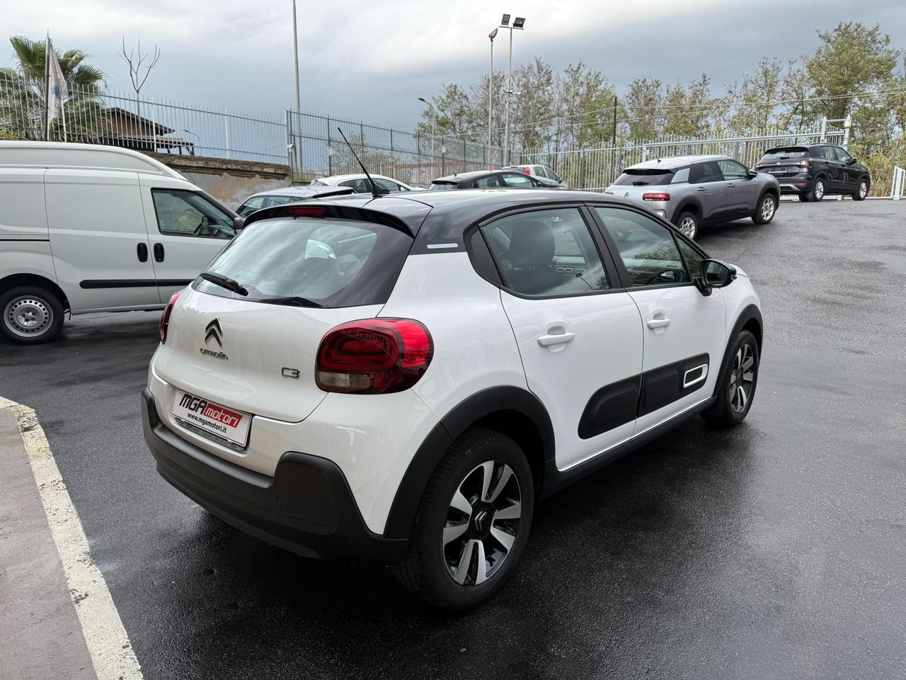 Citroen C3 1.2 puretech Shine s&s 83cv neopatentati my20