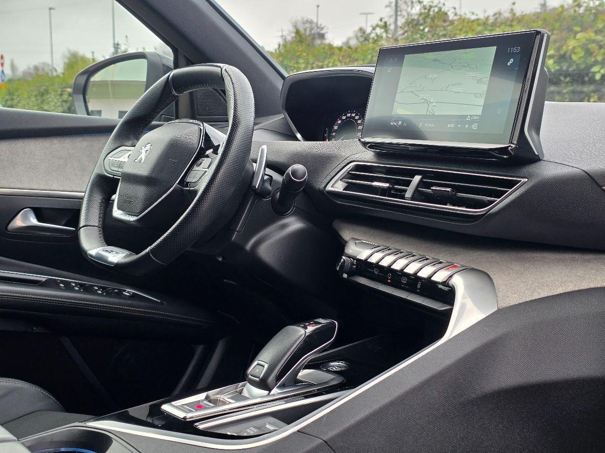 PEUGEOT 3008 1.5 DIESEL 59.700KM GARANZ FINANZ