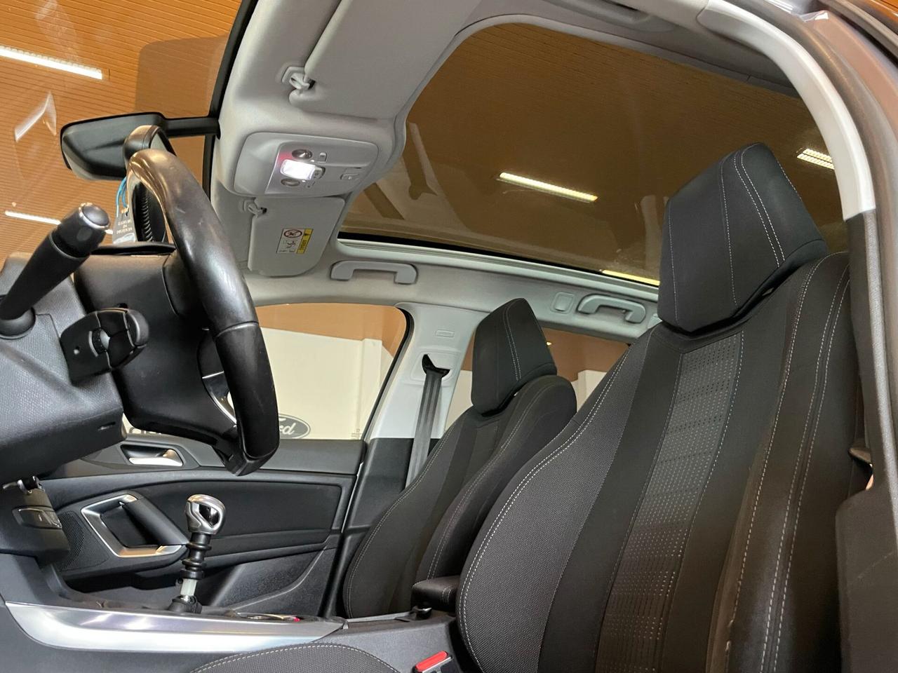 Peugeot 308 BlueHDi 120 S&S SW Active