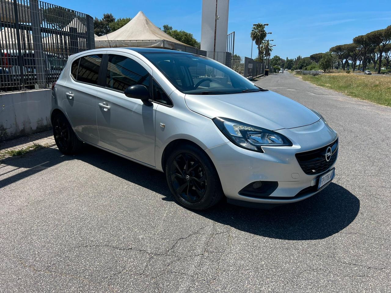 Opel Corsa 1.2 Coupé Black Edition 5porte
