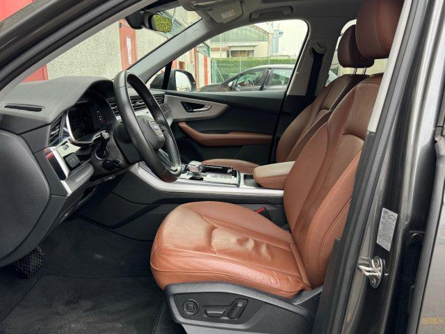AUDI Q7 55TFSIe Business, Tetto, Pelle,Plug-in,Unicoprop.