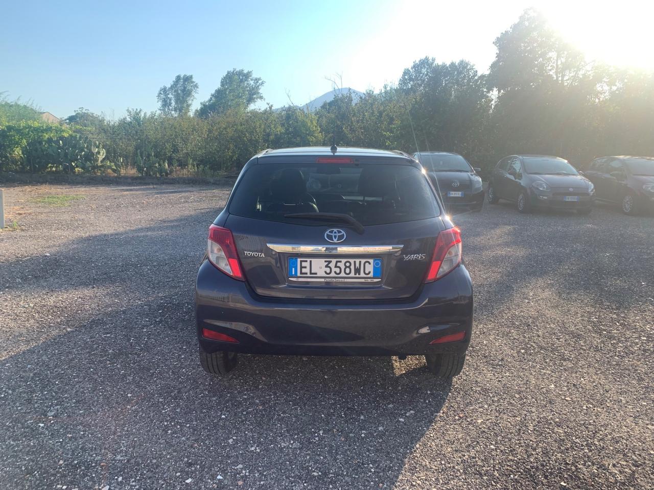 Toyota Yaris 1.4 D-4D 5 porte Lounge - 2012