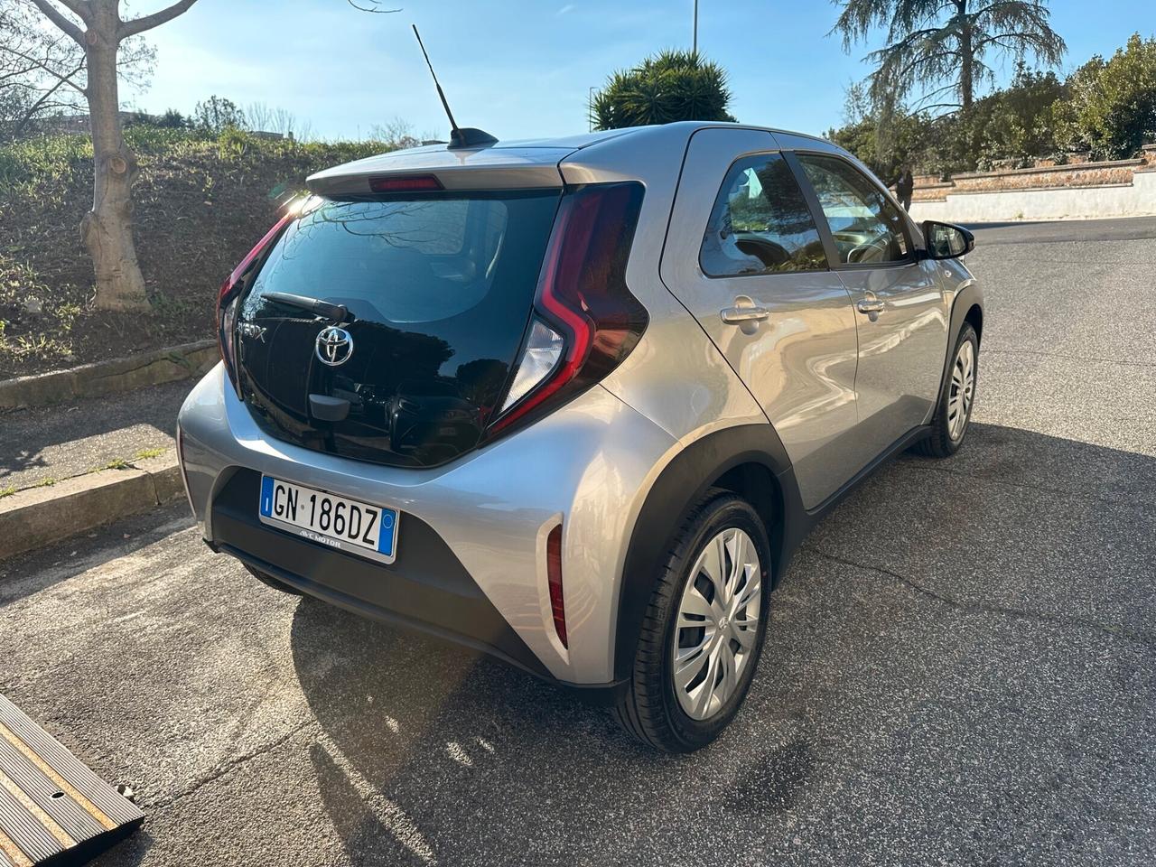 Toyota Aygo X 1.0 C. AUT. 01/24 KM.18400 ANTIFURTO