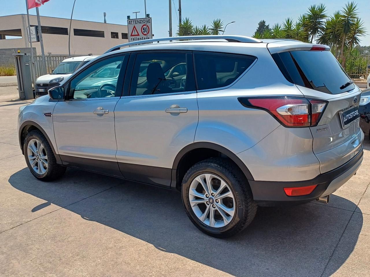 Ford Kuga 2.0 TDCI 120 CV 2WD Powers.TITANIUM