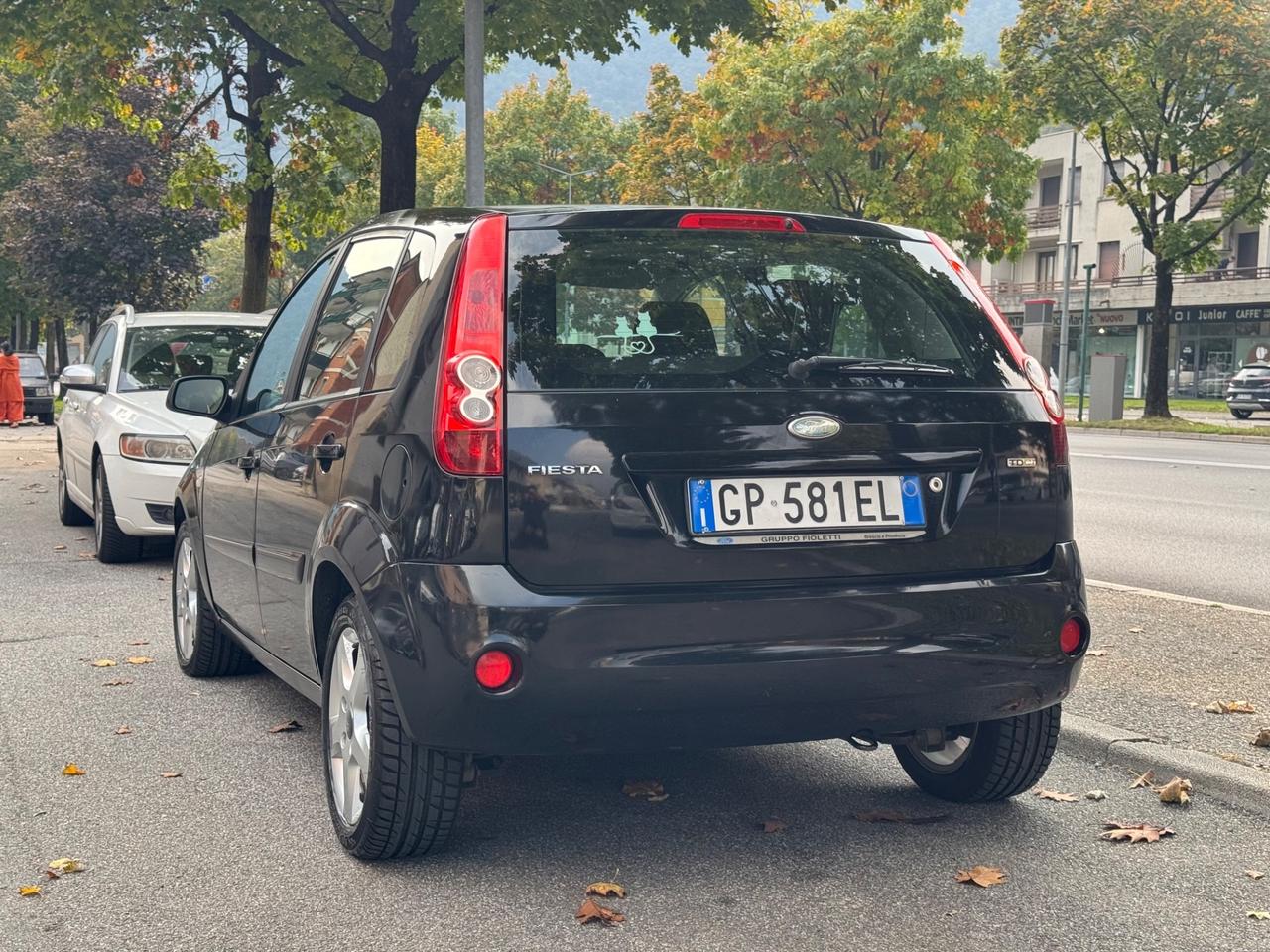 Ford Fiesta 1.4 TDCi 5p.- TAGLIANDATA - OK NEOPATENTATI