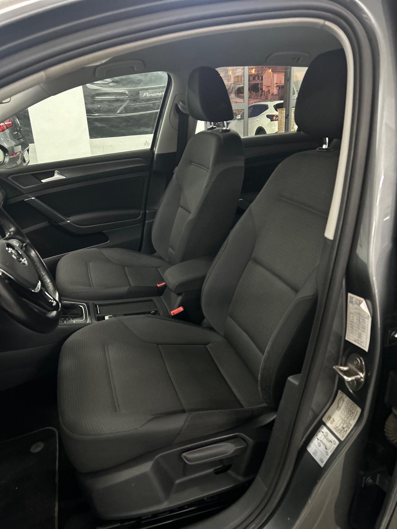 Volkswagen Golf 2.0 TDI DSG 5p. Executive BlueMotion Technology