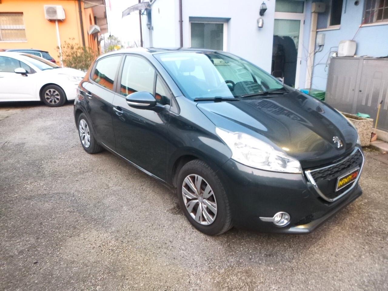 Peugeot 208 1.2 VTi 82 CV 5 porte Access NEOPATENTATI