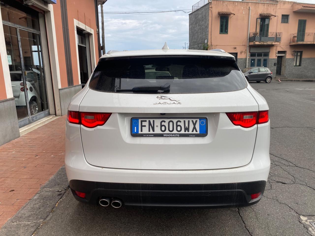 Jaguar F-Pace 2.0 D 180 CV AWD aut. Portfolio