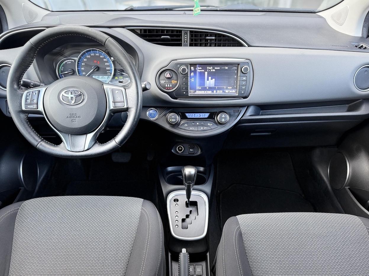 Toyota Yaris 1.5 Hybrid 73CV E6 Automatica - 2016