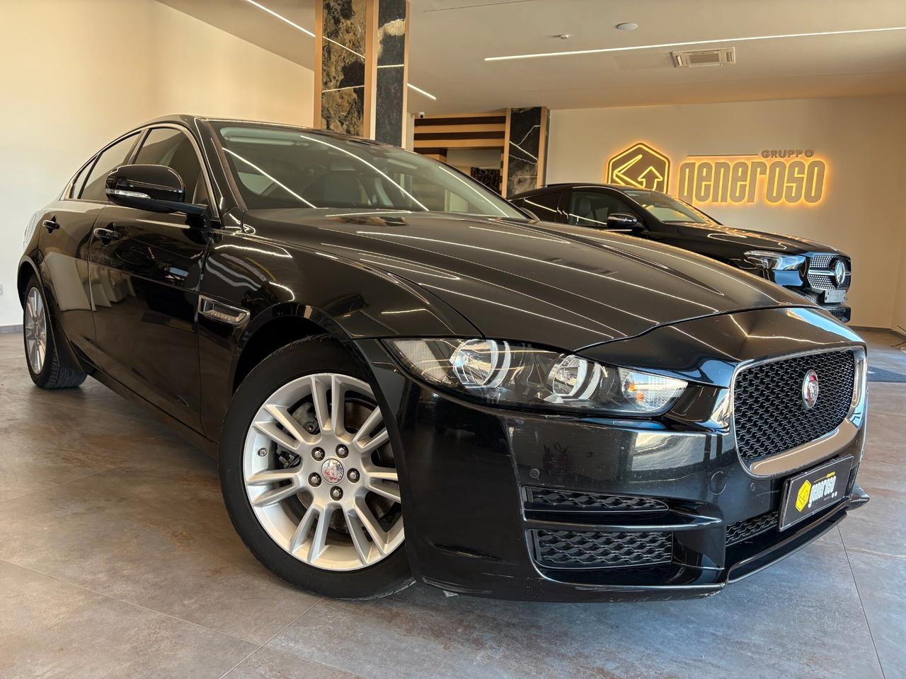 Jaguar XE 2.0 D Turbo 180CV aut. Prestige