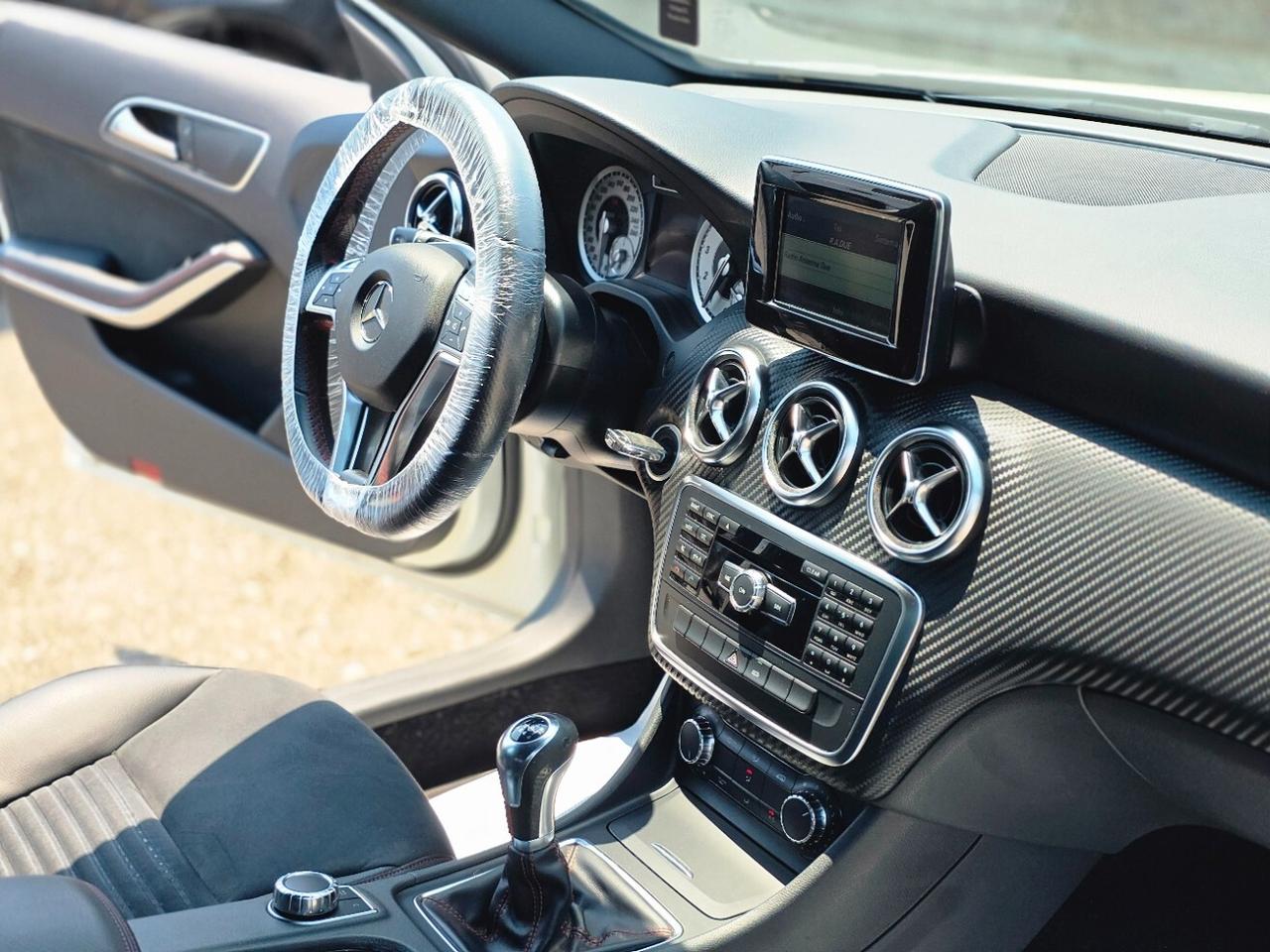 MERCEDES CLASSE A 180 1.6 122CV BENZ ALL AMG