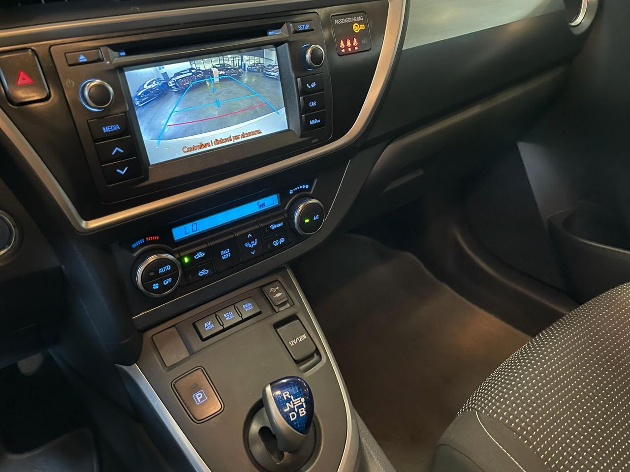 Toyota Auris 1.8 Hybrid Active Eco