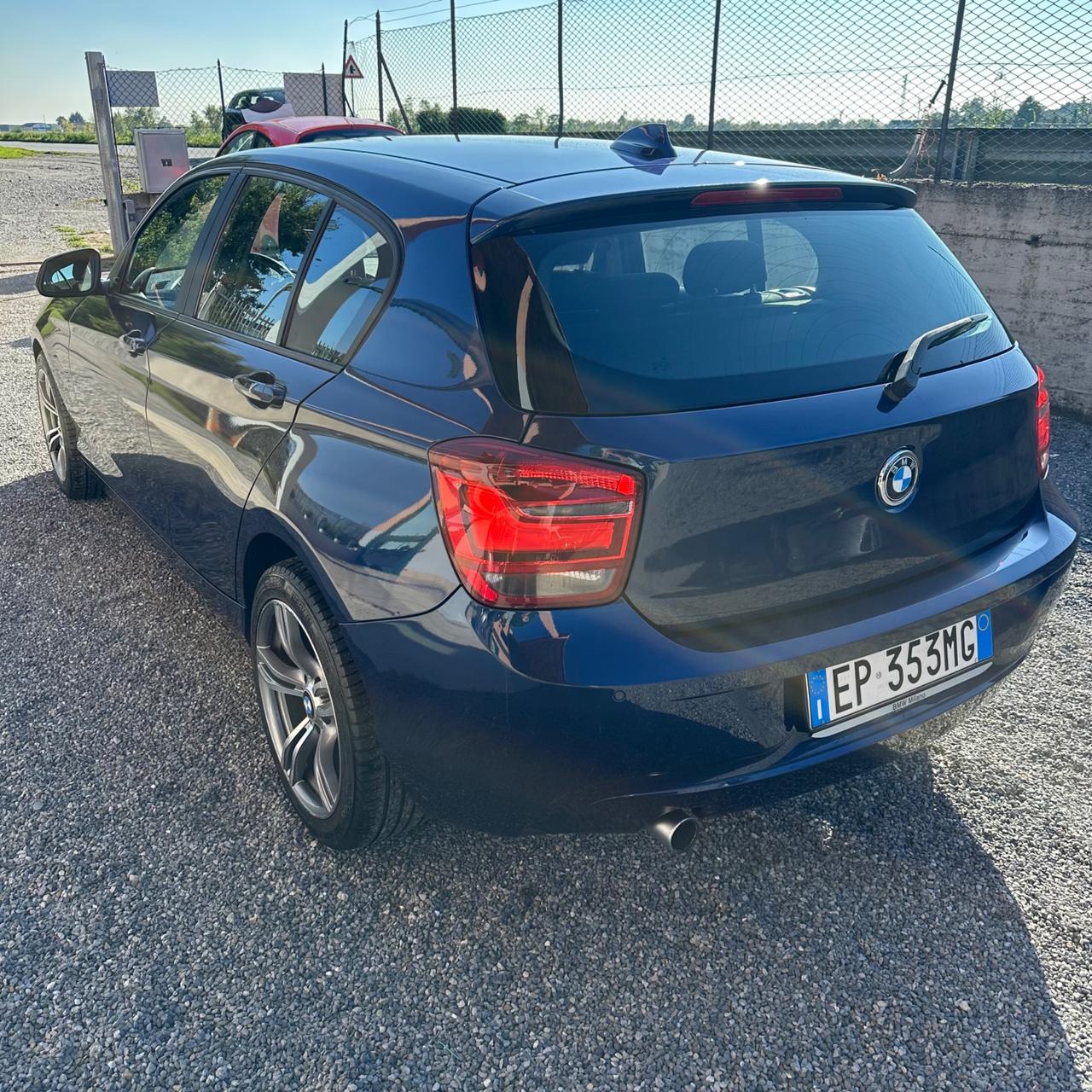Bmw 114 114d 5p. Urban