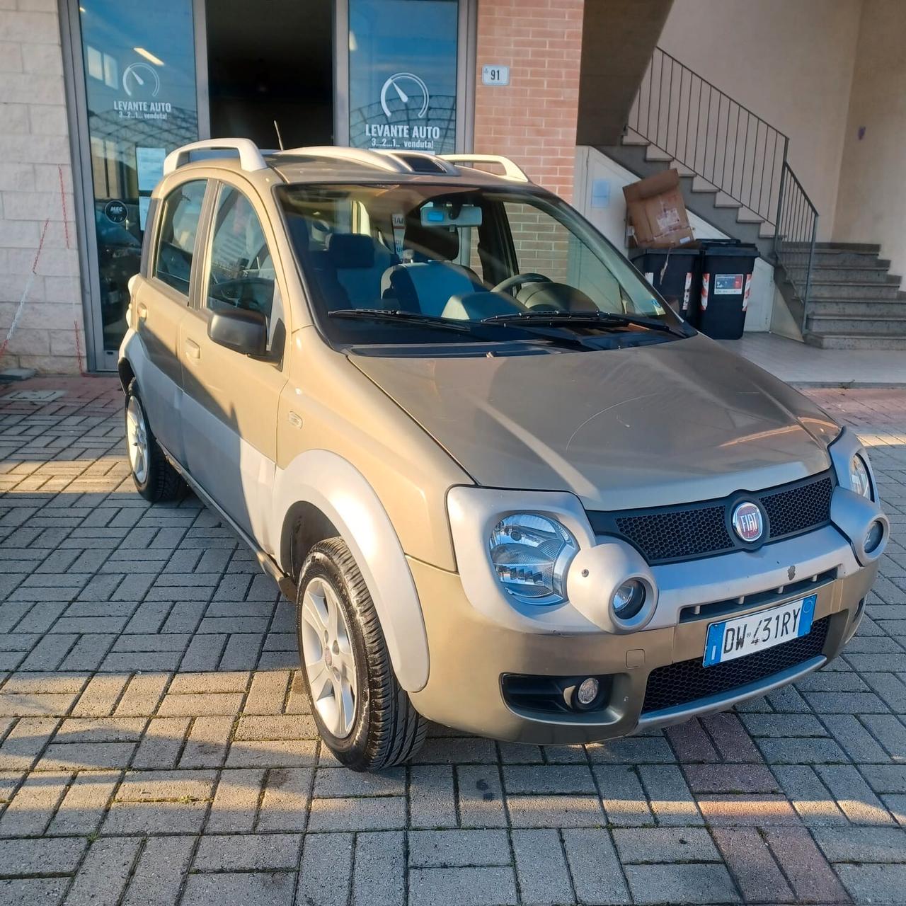 165898K PANDA CROSS 1.3 MJTD 4X4 INTROVABILE