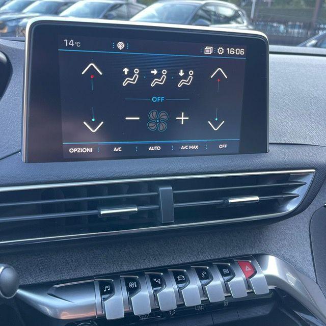 PEUGEOT - 3008 - BlueHDi 130 EAT8 S&S Allure