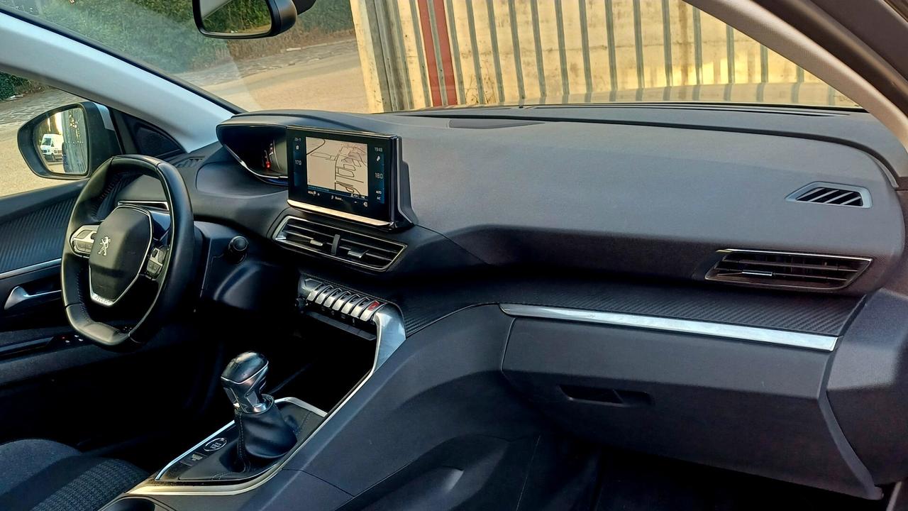 Peugeot 3008 BlueHDi 130 S&S Active