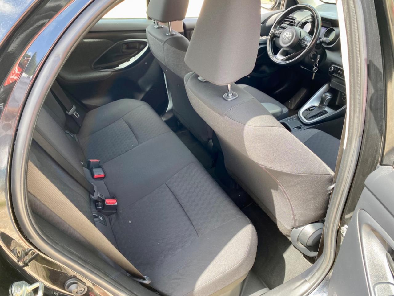 Toyota Yaris 1.5 Hybrid 5 porte Trend