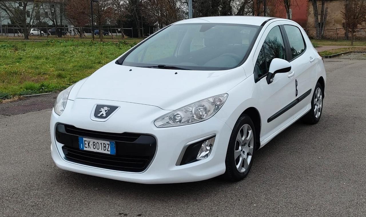Peugeot 308 1.6 VTi 120CV 5p. Active