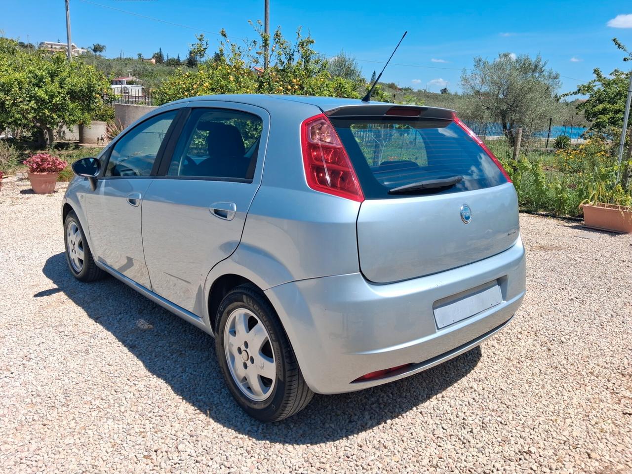 Fiat Grande Punto 1.3 MJT 75 CV 5 porte Dynamic