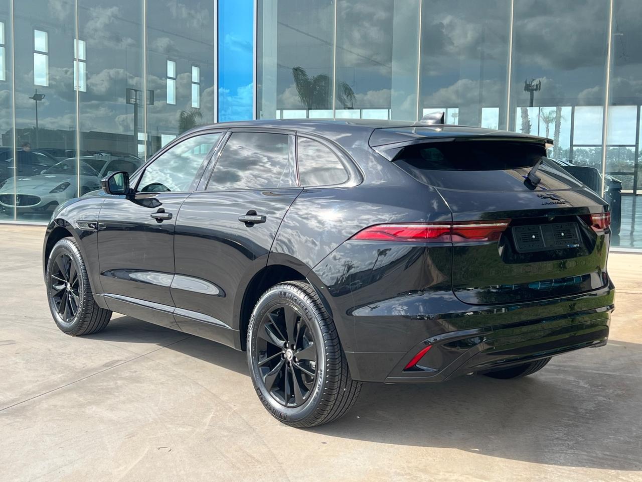 Jaguar F-Pace 2.0d R-Dynamic S offerta TStock prezzo imperdibile