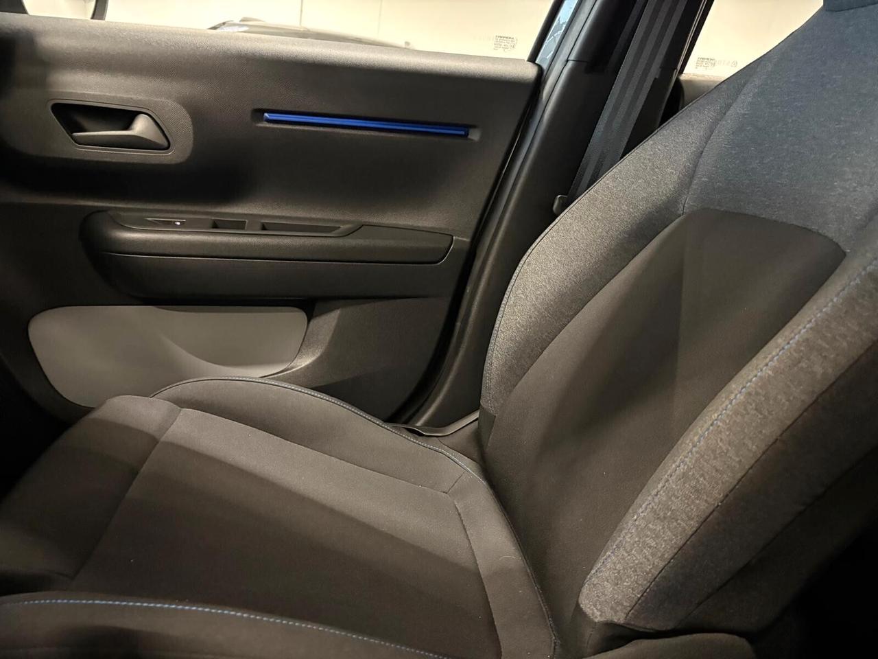 Citroen C3 YOU PureTech 100 6mt SPOTICAR