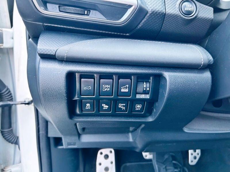 Subaru Forester 2.0 e-Boxer MHEV CVT Lineartronic Premium - Unico propietario -