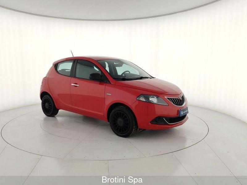 Lancia Ypsilon Ypsilon 1.0 FireFly 5 porte S&S Hybrid Ecochic Silver