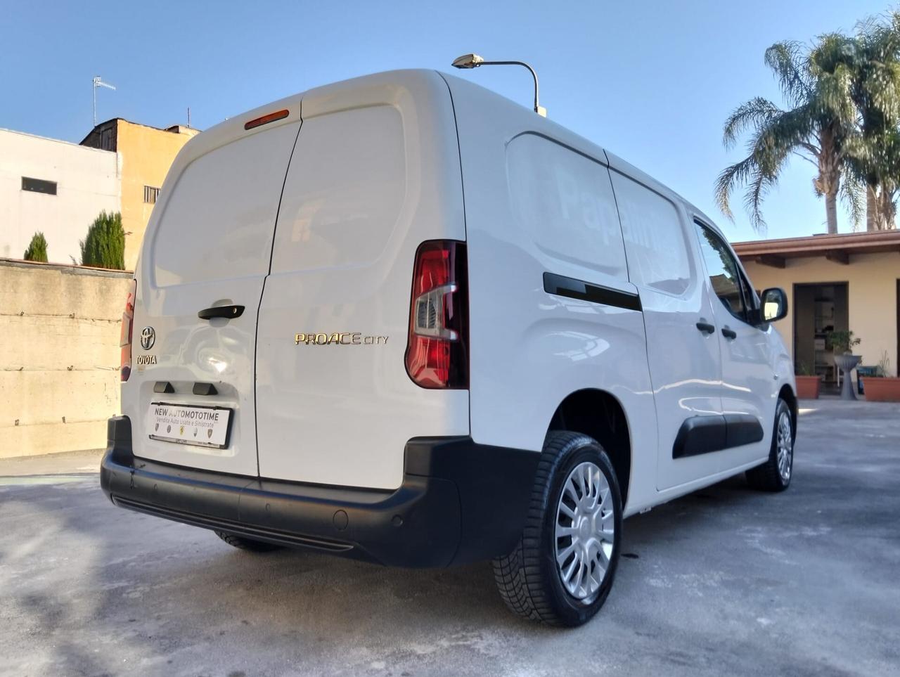 Toyota Proace City 1.5 HDI 100cv 2022