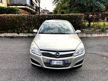 Opel Astra 1.6 115CV 5 porte