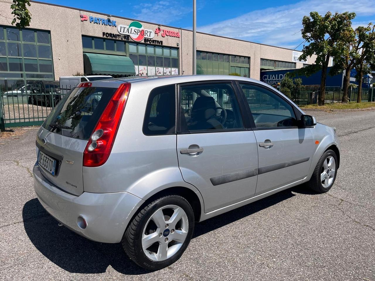 Ford Fiesta 1.4 TDCi 5p. Ghia
