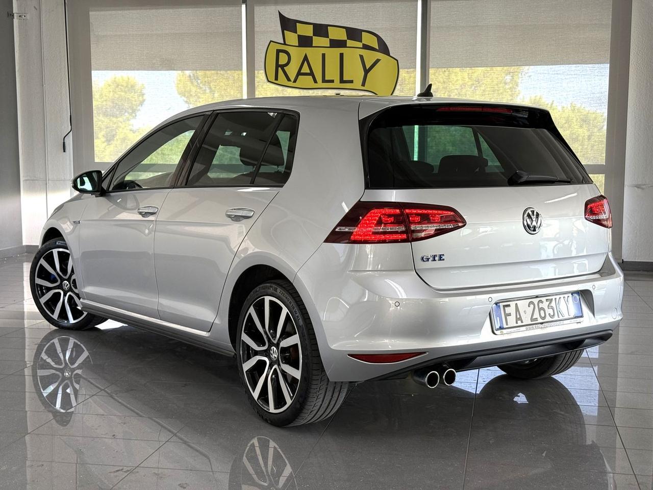 Volkswagen Golf Highline Executive GTE #12092