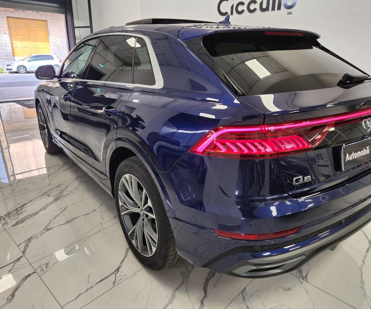 Audi Q8 50 TDI 286 CV quattro tiptronic -S.LINE